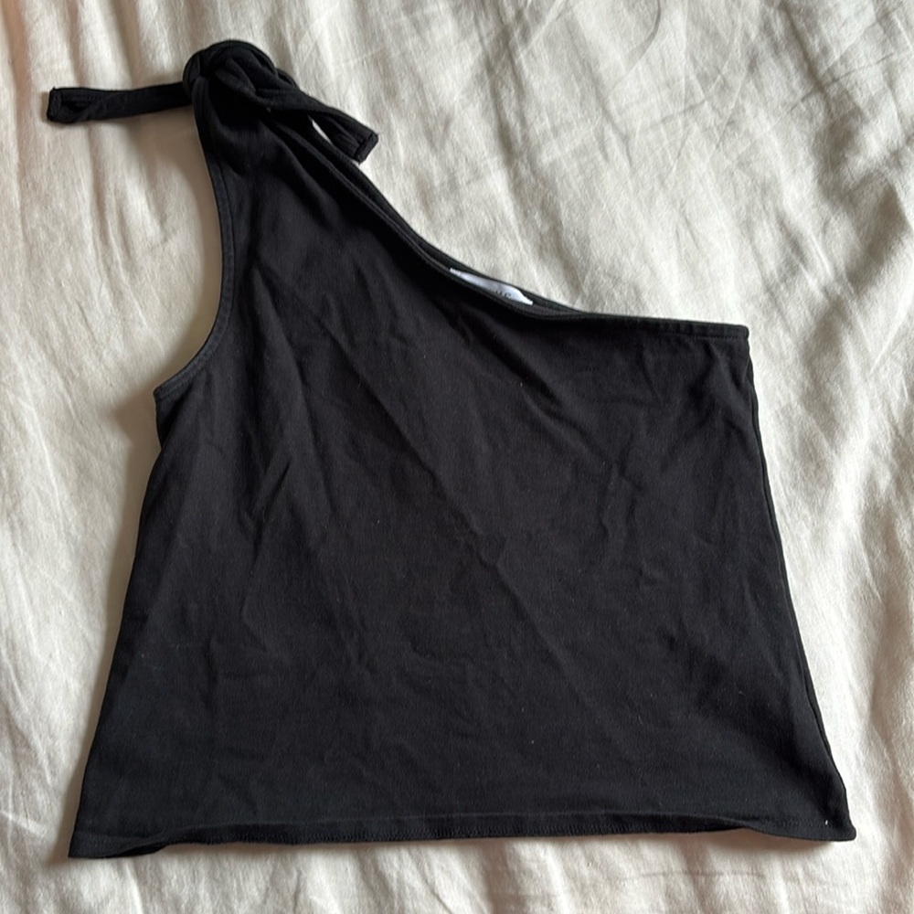 Frame one-shoulder tank